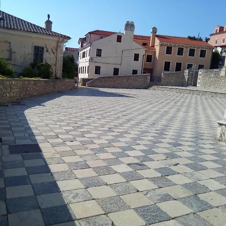 Castle Lussin Apartment Mali Lošinj