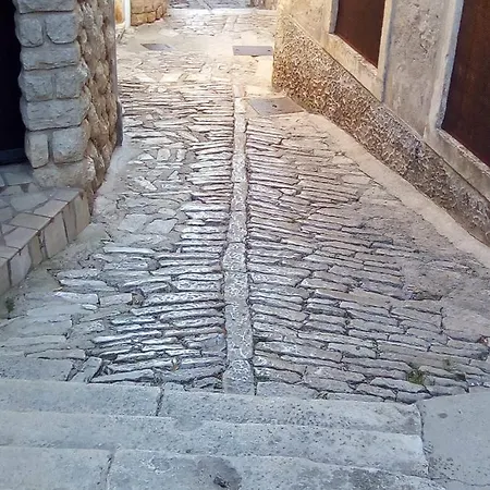 Castle Lussin Apartment Mali Lošinj